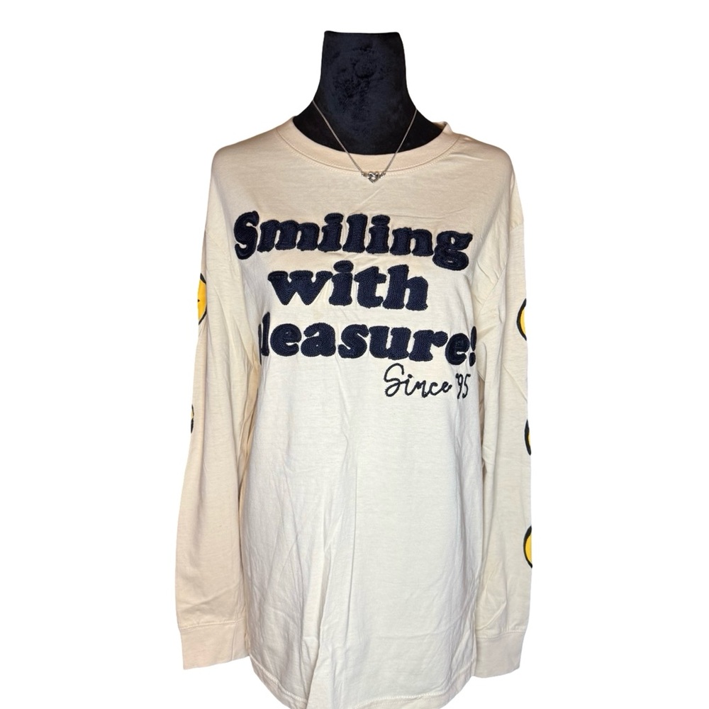 IRO-OCHI “Smiling with Pleasure” Graphic Long Sleeve Tee - Size Small